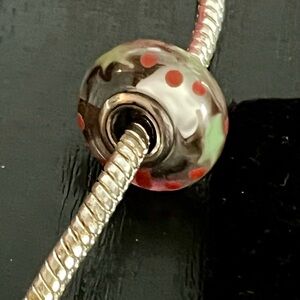 Pandora retired Christmas Mistletoe murano charm